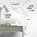 Papier peint panoramique carte du monde couleur blanc Art For The Home