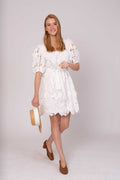 Robe courte unie à fleurs ajourées modèle Promesse blanc Derhy